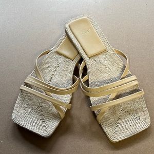 ZARA Criss Cross Weaved Beige Sandal for Women Size 37
